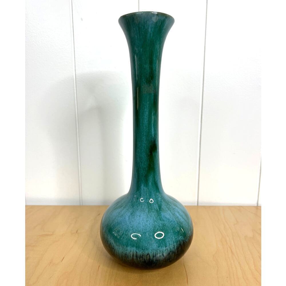 Blue Mountain‎ Pottery Vase Canadian Art Pottery 11 1/2" tall